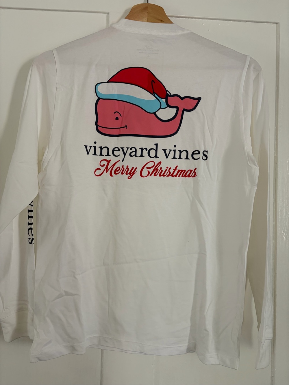 Vineyard Vines Kids size L White Long Sleeve Tee with Holiday Whale NWT